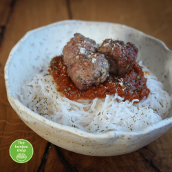 Spaghetti konjac Bolognese op gehaktballetjes