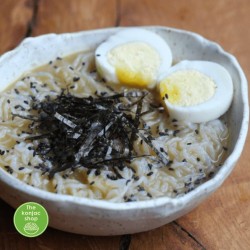 Sopa de espaguetis konjac de avena